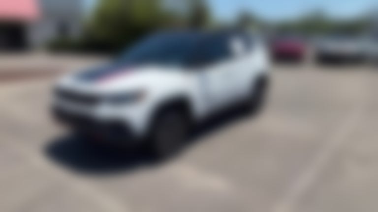 2025 Jeep Compass vehicle photo