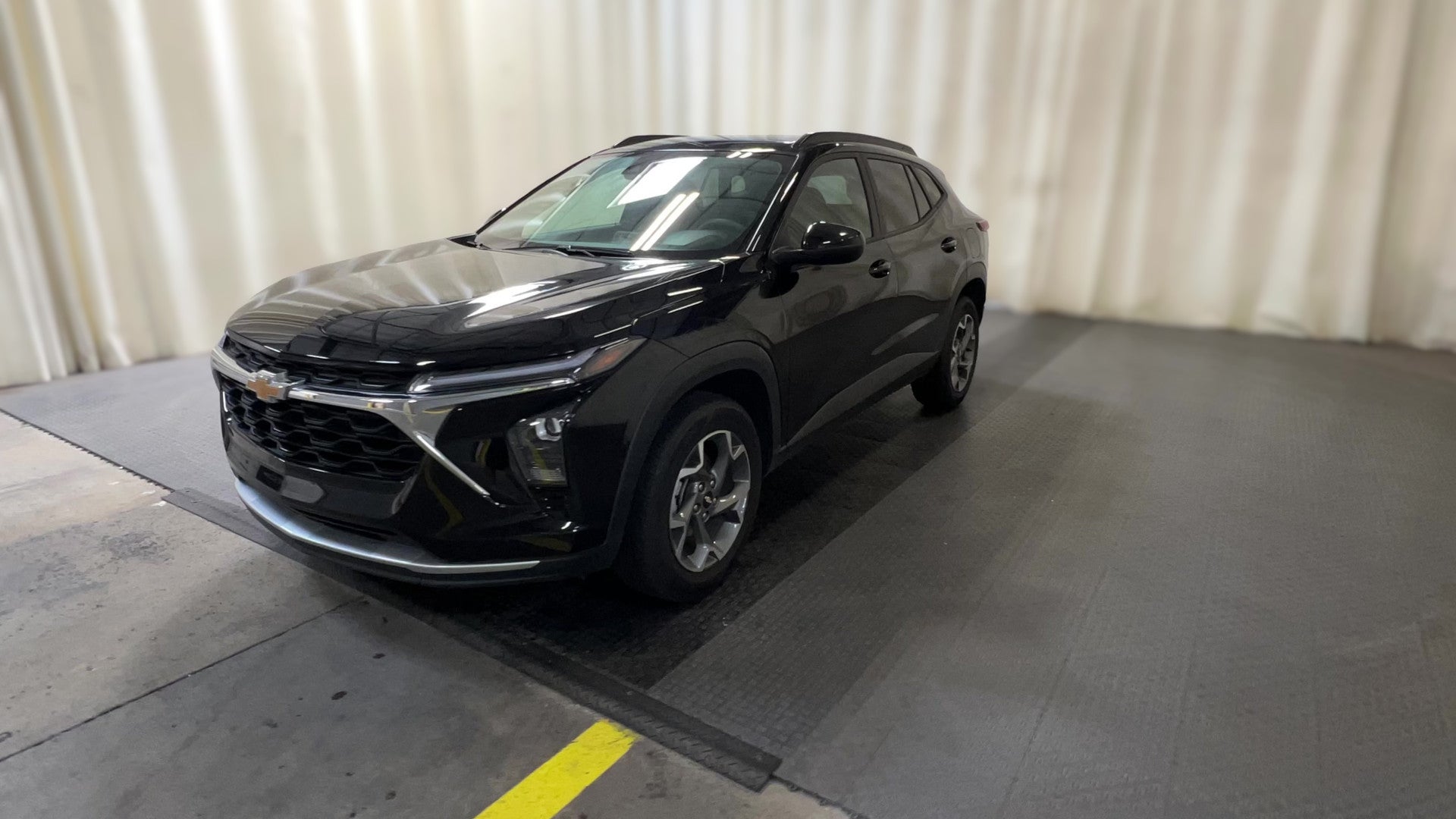 2025 Chevrolet Trax vehicle photo
