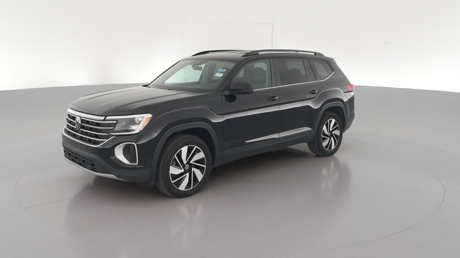 2025 Volkswagen Atlas vehicle photo