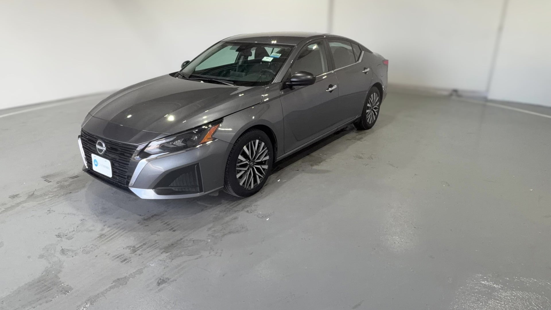 2025 Nissan Altima vehicle photo