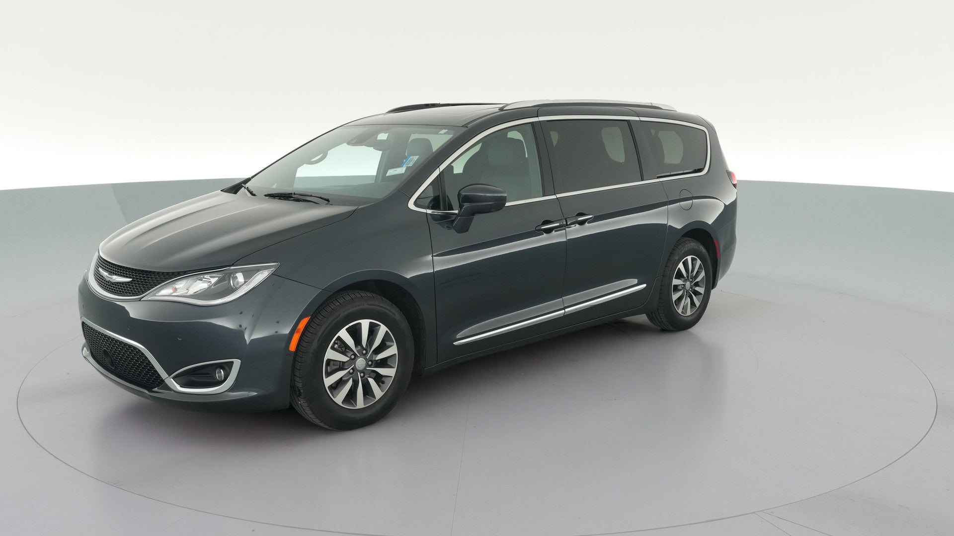 2020 Chrysler Pacifica vehicle photo