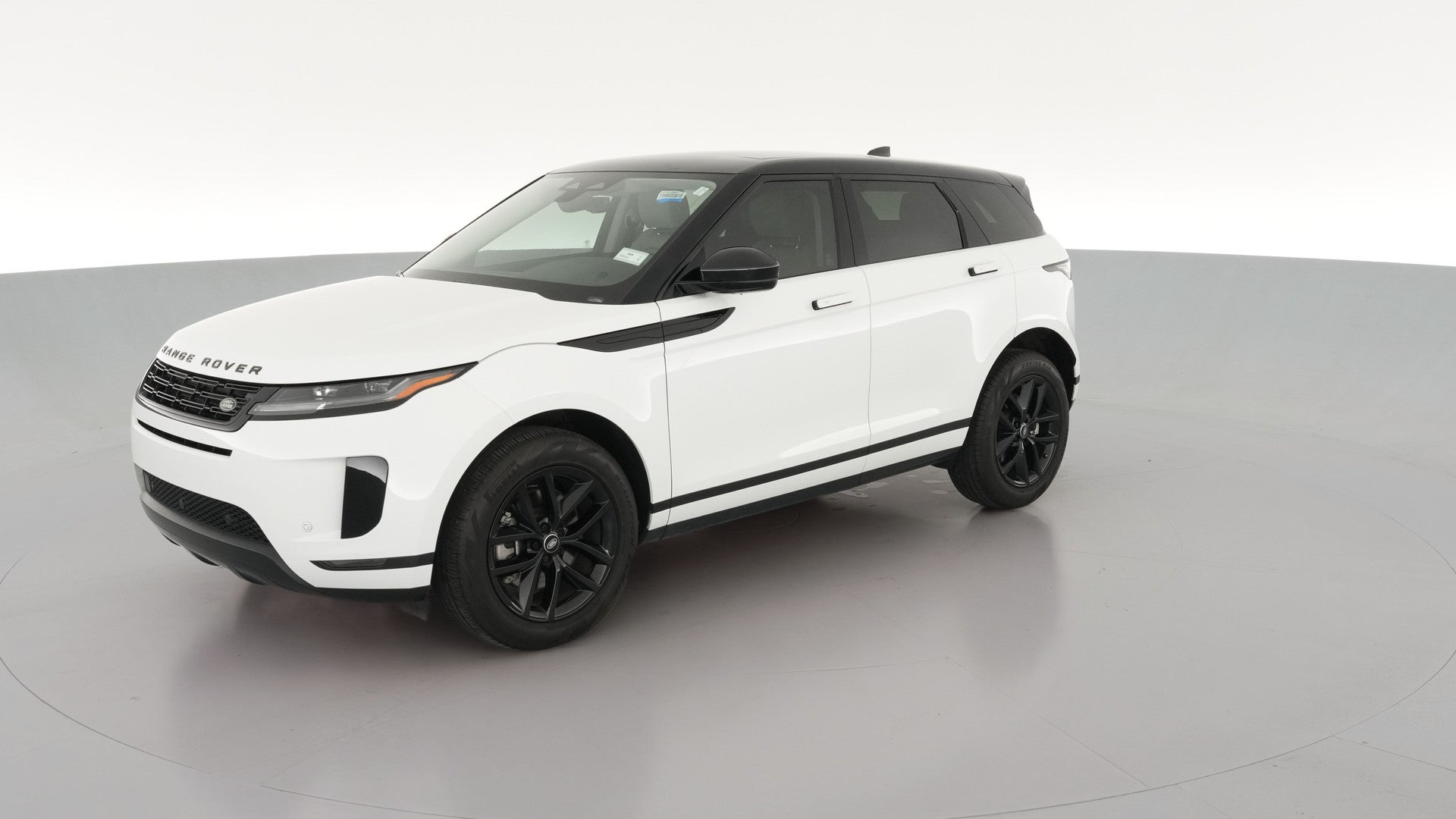 2024 Land Rover Range Rover Evoque vehicle photo