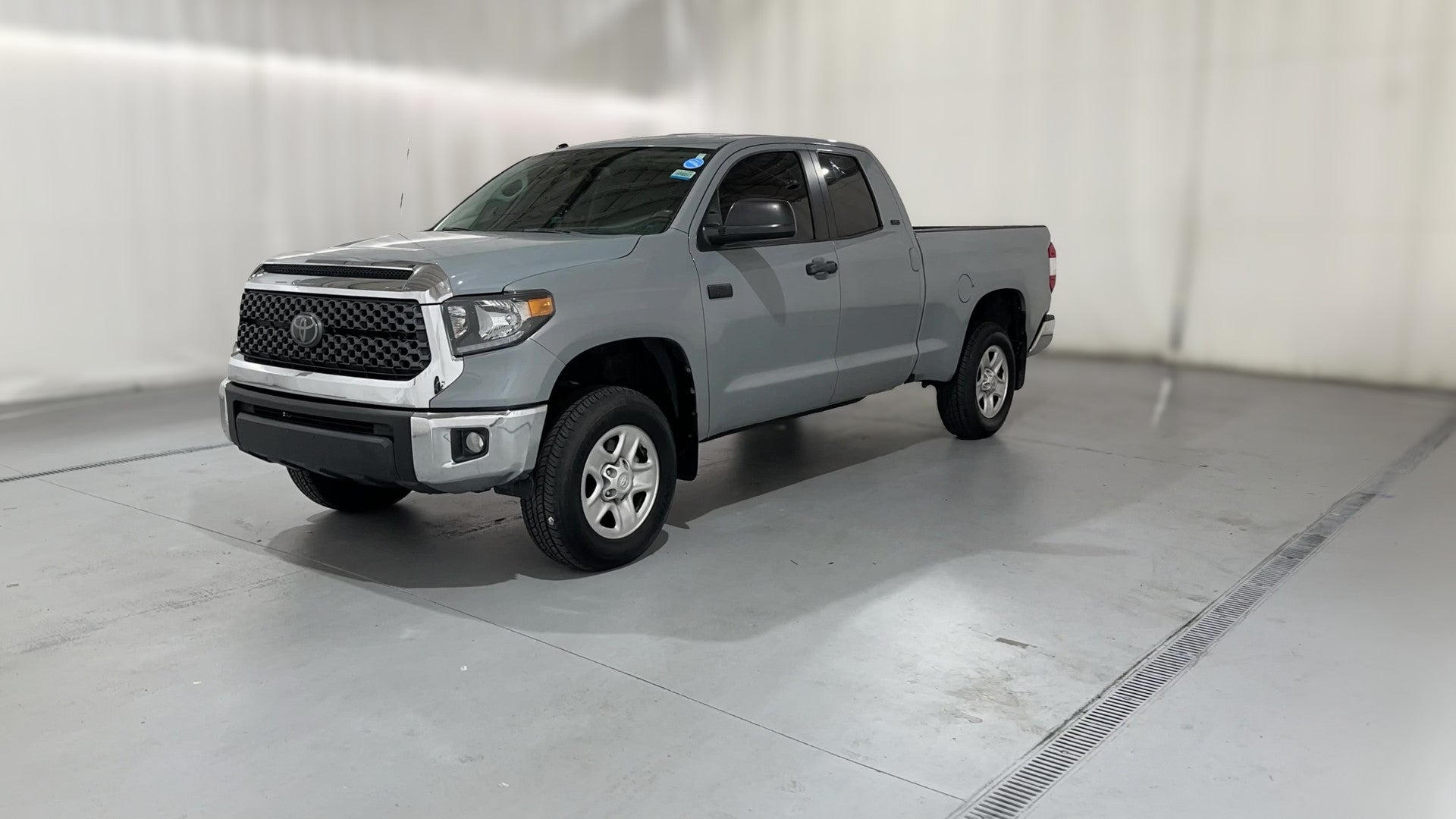 2018 Toyota Tundra Double Cab vehicle photo