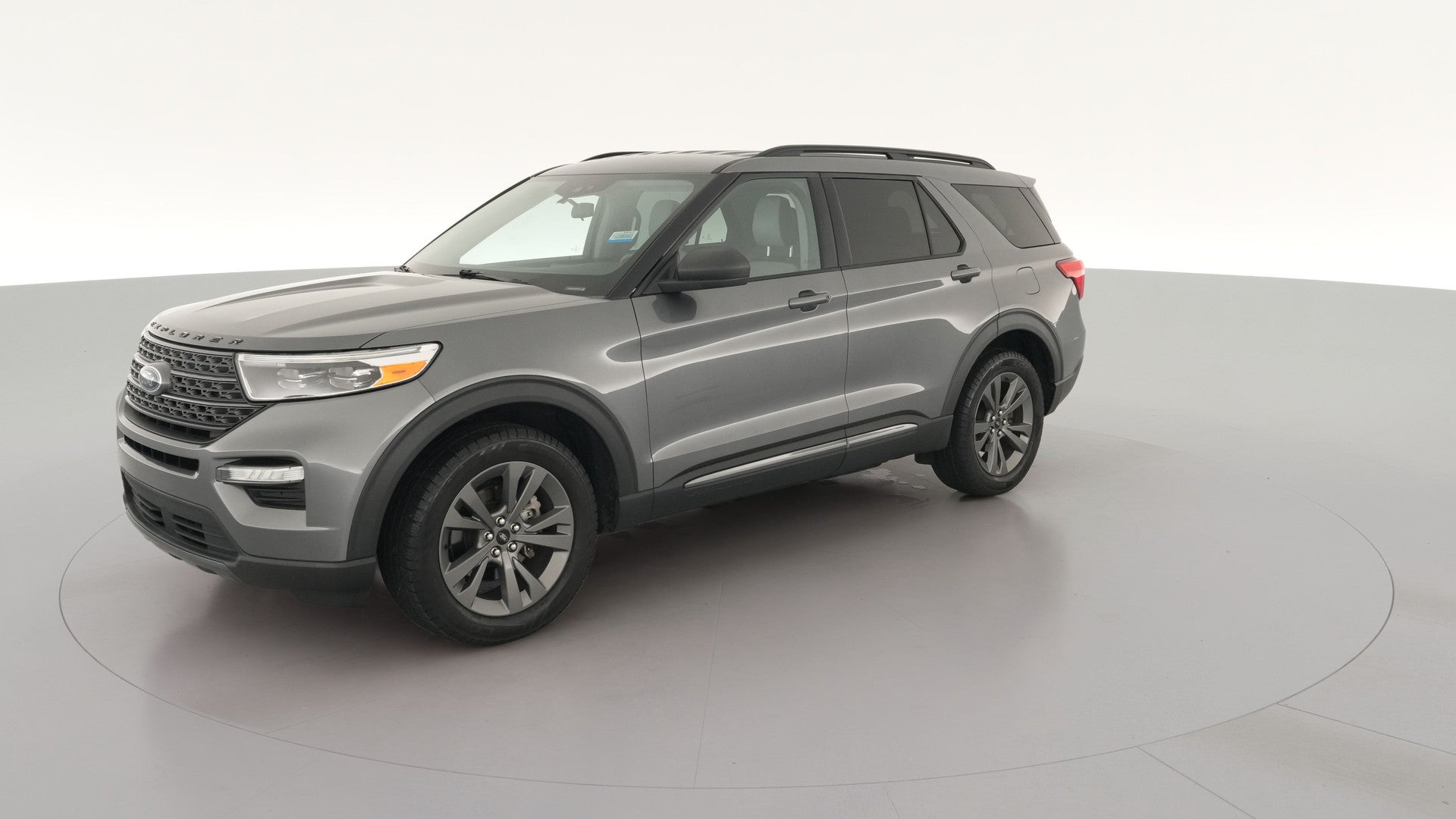 2021 Ford Explorer vehicle photo