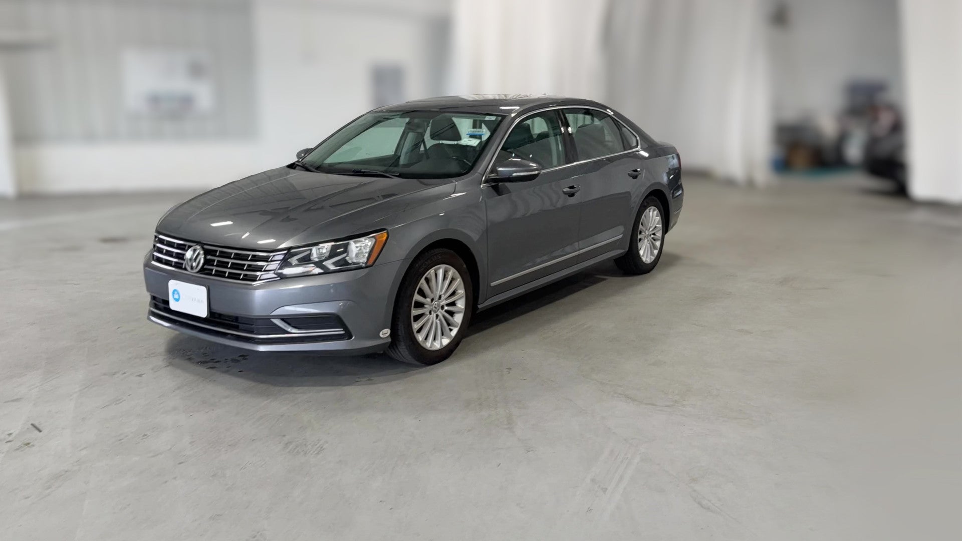 2016 Volkswagen Passat vehicle photo