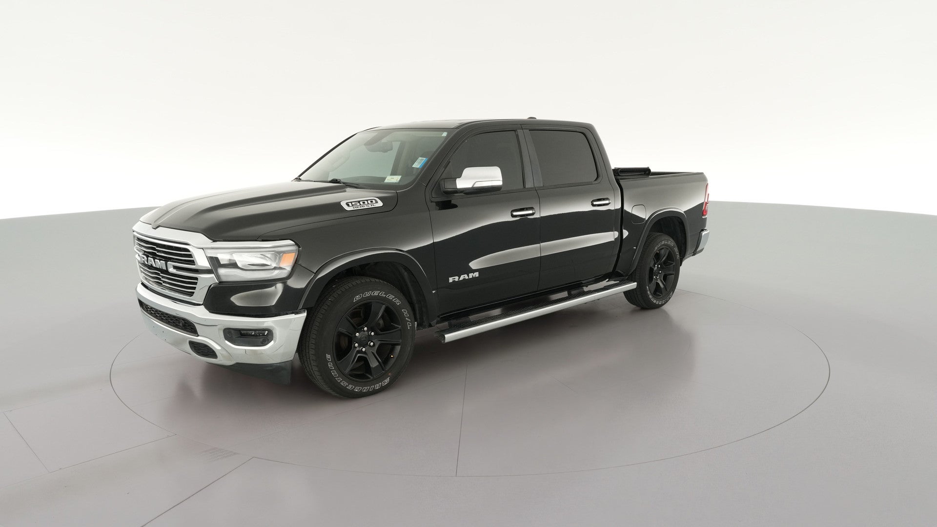 2019 Ram 1500 Crew Cab vehicle photo