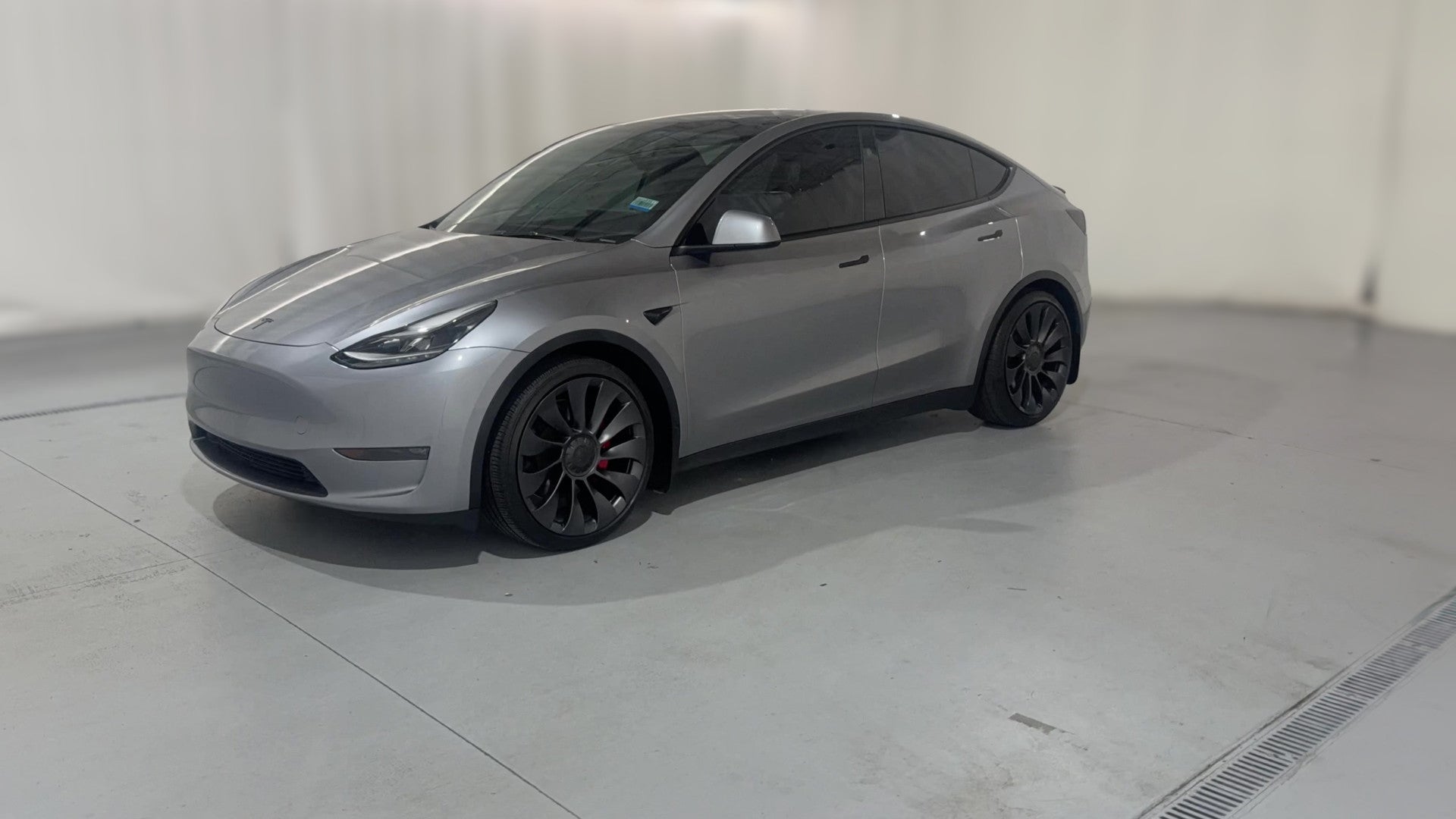 2024 Tesla Model Y vehicle photo