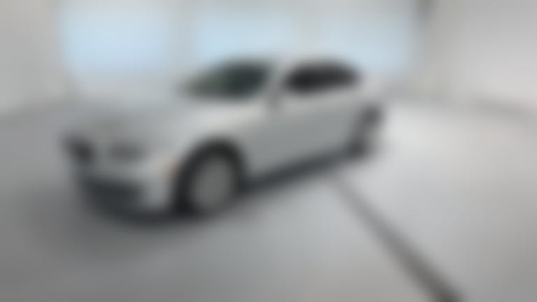 2013 BMW 5 Series vehicle photo