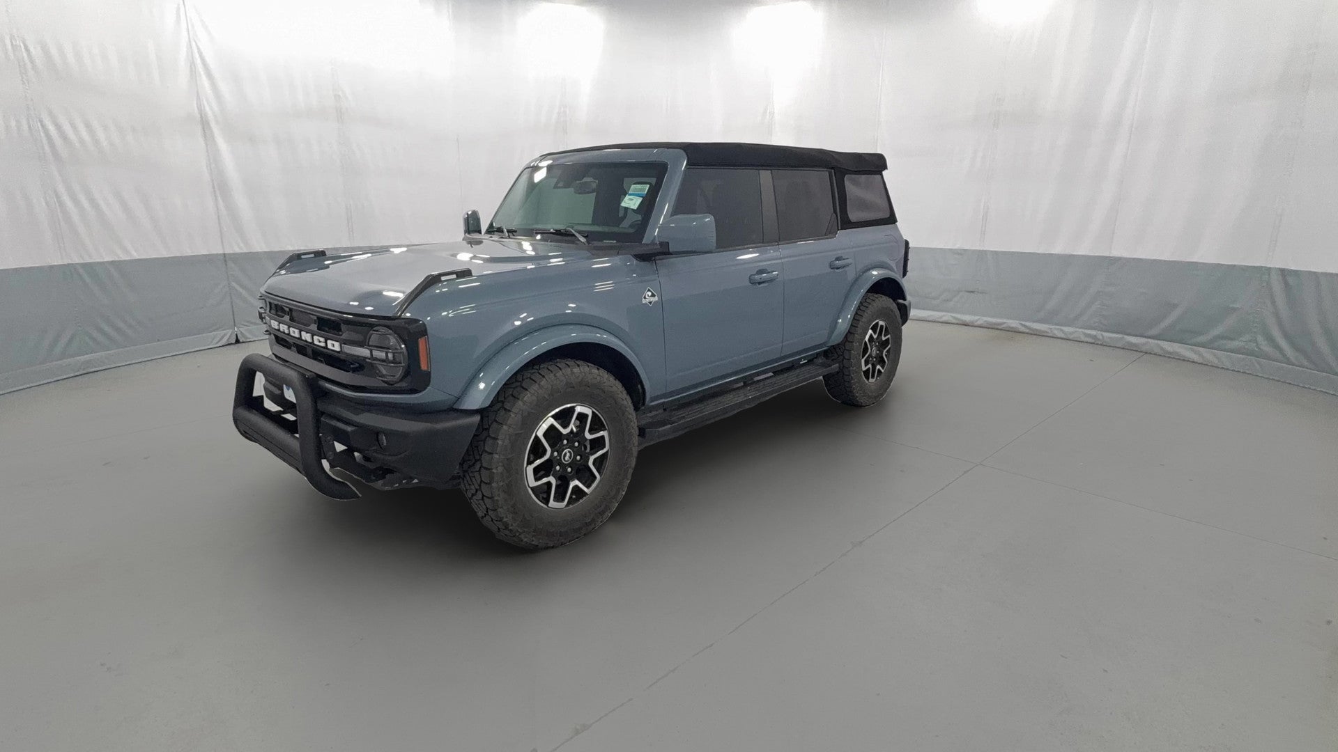 2023 Ford Bronco vehicle photo