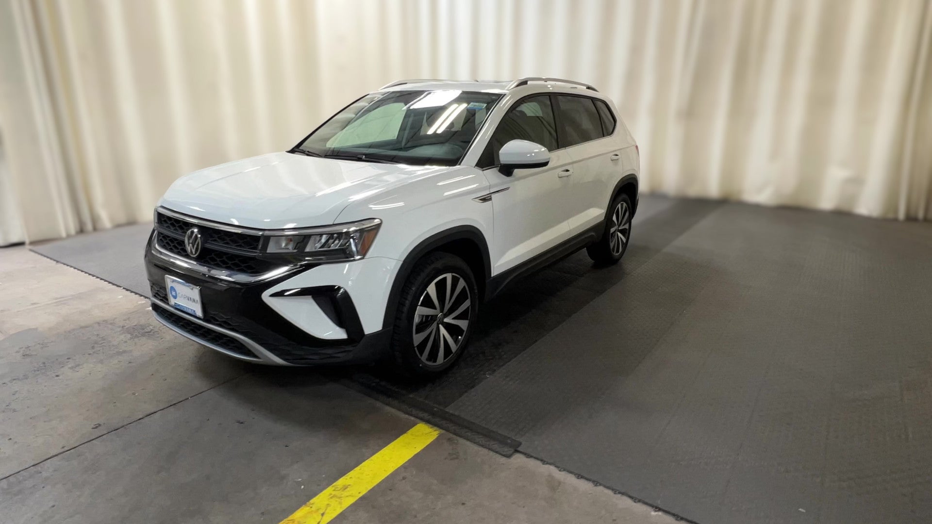 2023 Volkswagen Taos vehicle photo