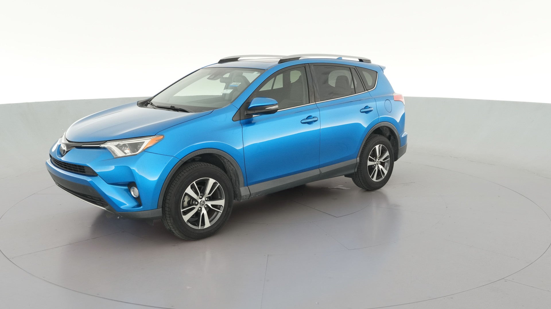 2018 Toyota RAV4 vehicle photo