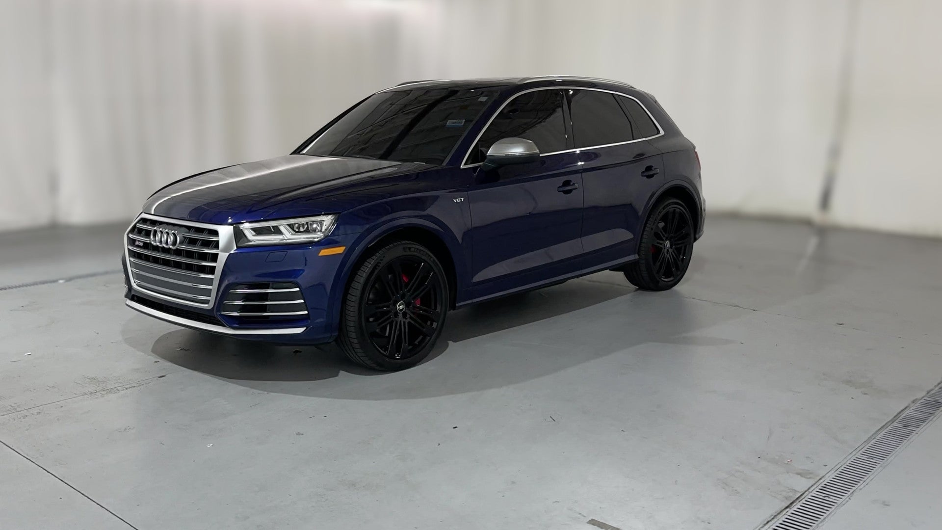 2018 Audi SQ5 vehicle photo