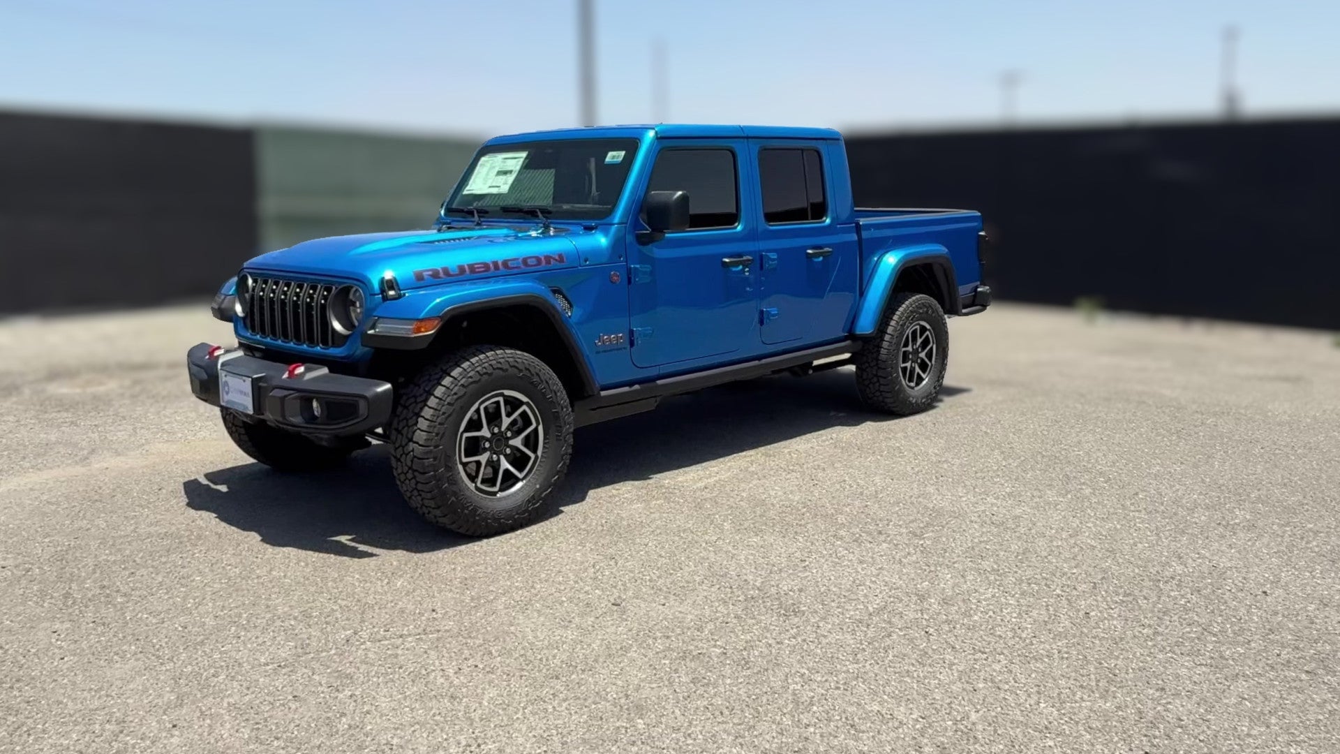 2026 Jeep Gladiator vehicle photo