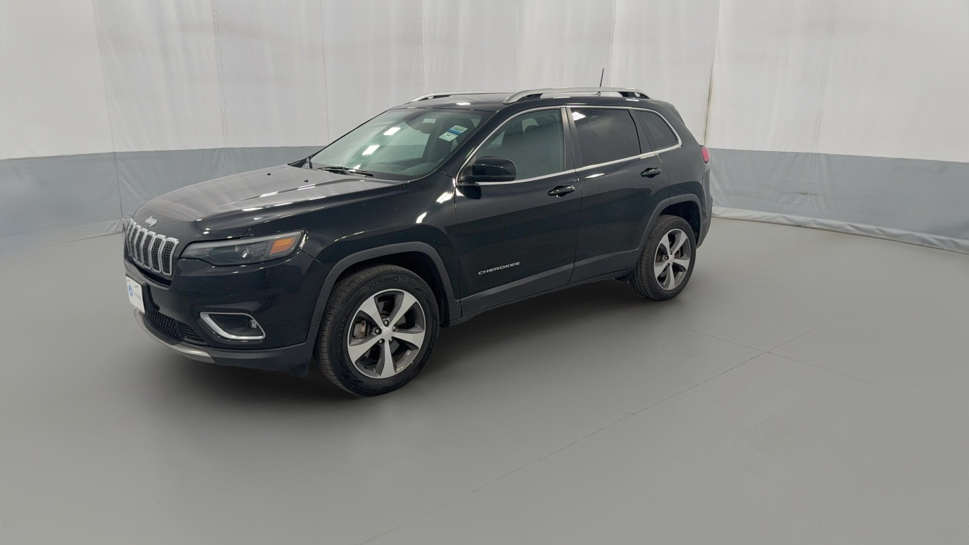 2019 Jeep Cherokee vehicle photo