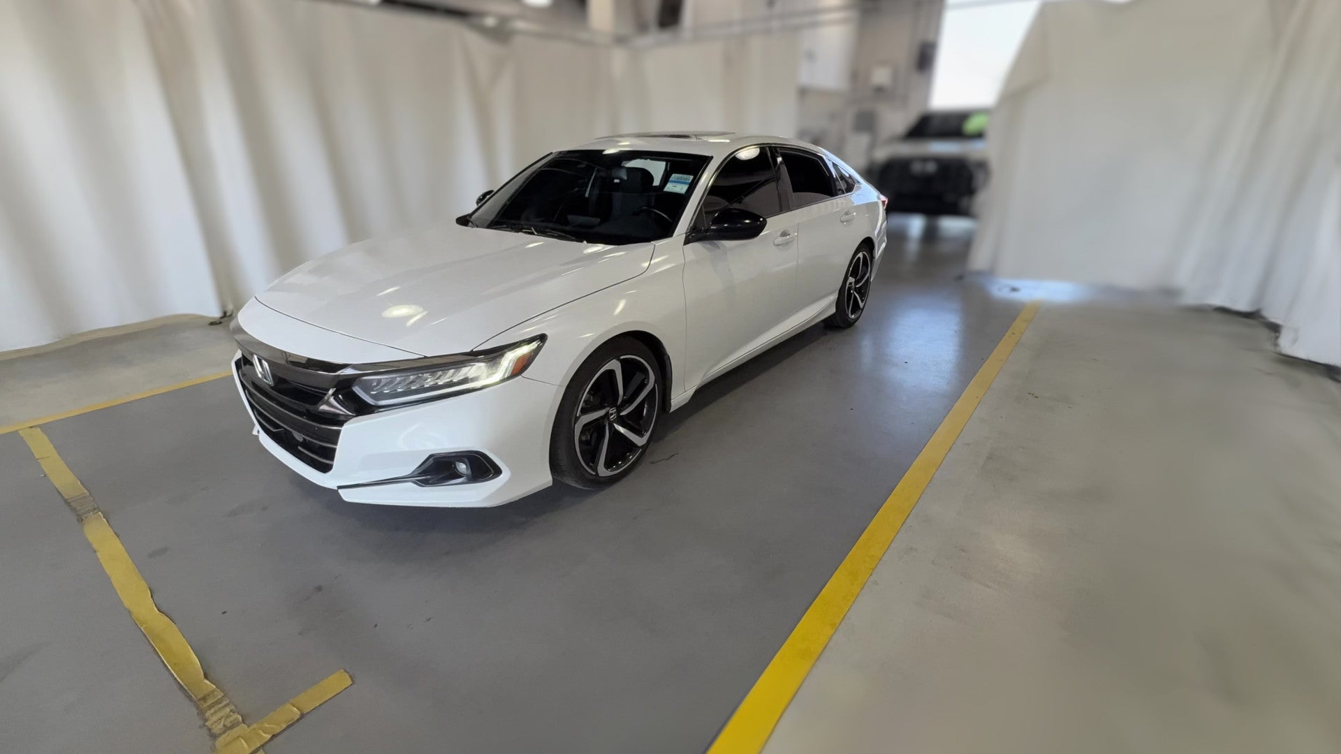 2021 Honda Accord vehicle photo