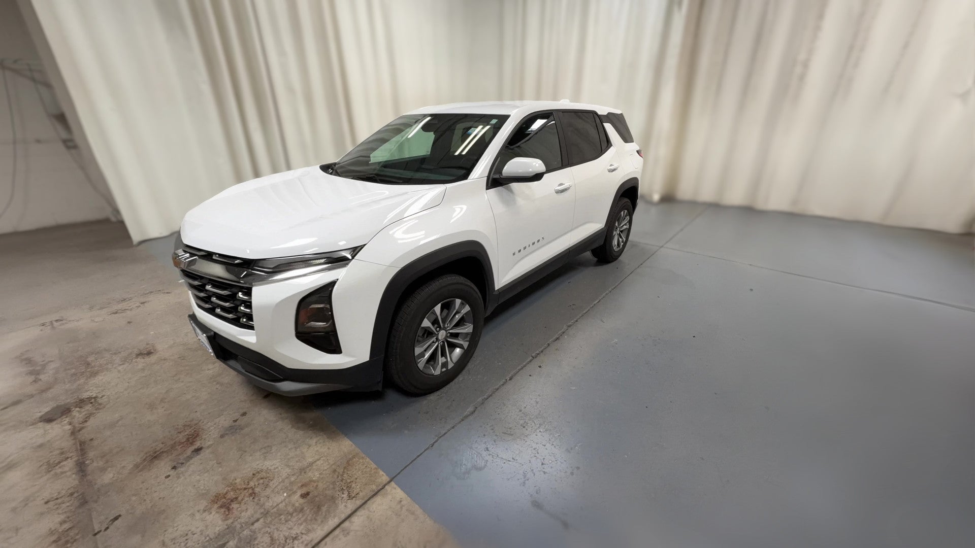 2025 Chevrolet Equinox vehicle photo