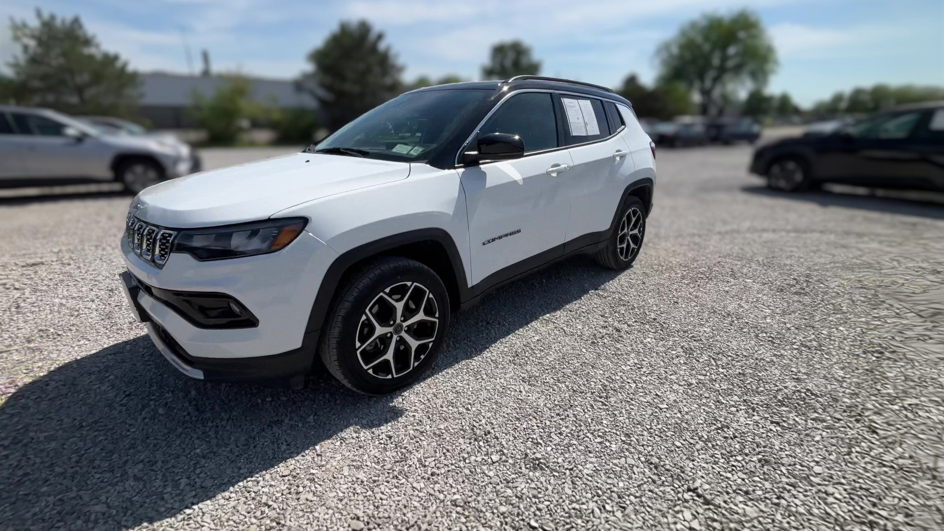 2025 Jeep Compass vehicle photo