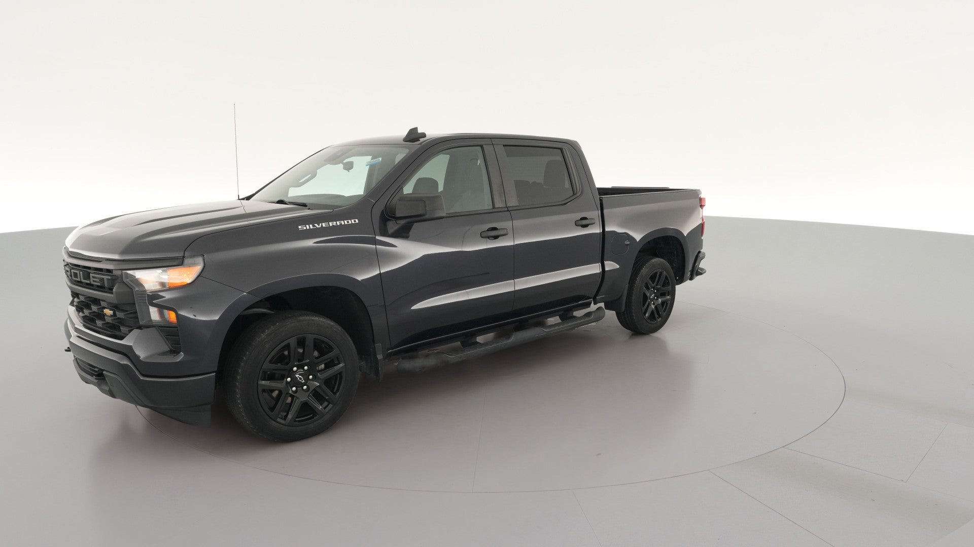 2022 Chevrolet Silverado 1500 Crew Cab vehicle photo