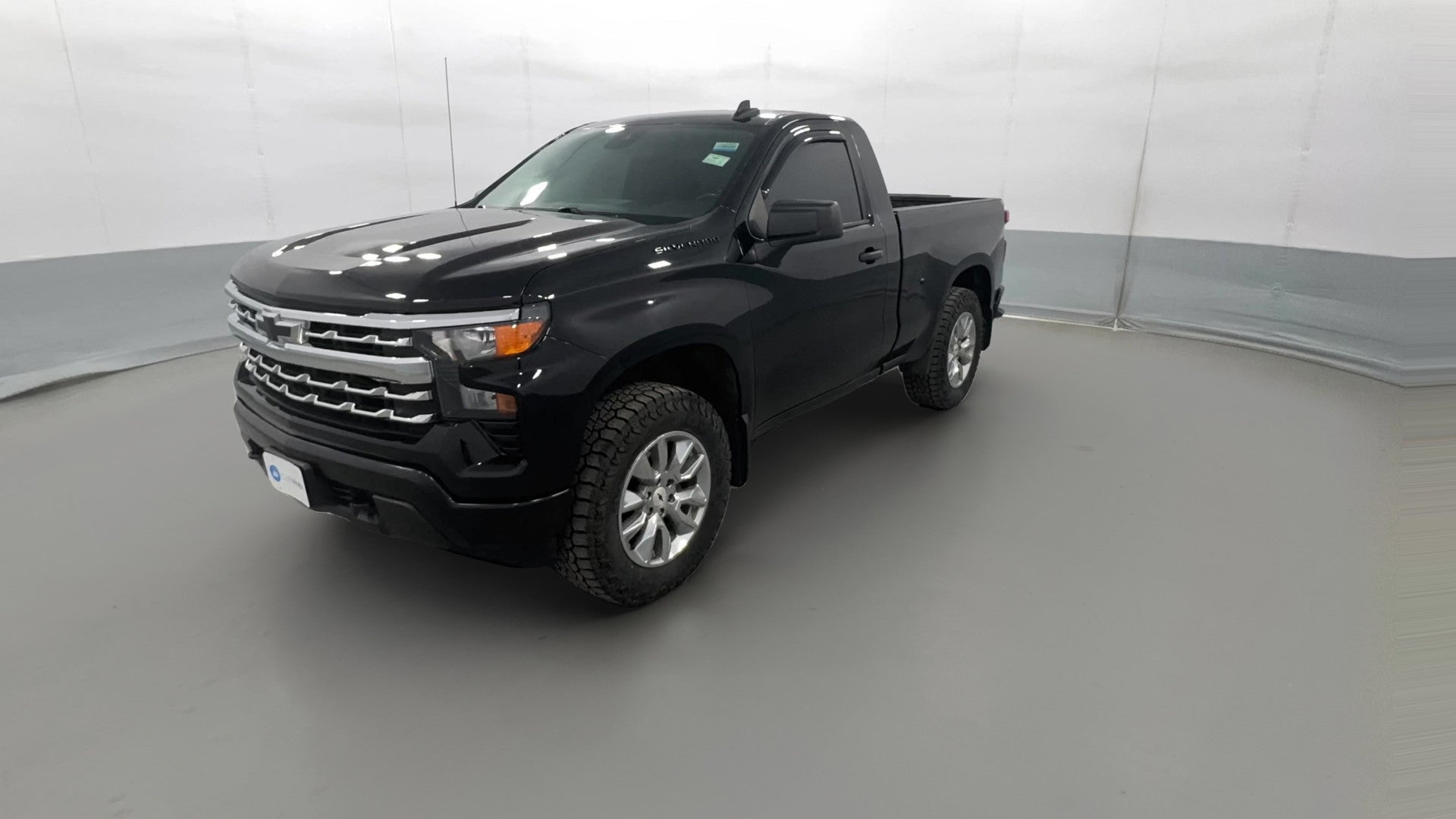2024 Chevrolet Silverado 1500 Regular Cab vehicle photo