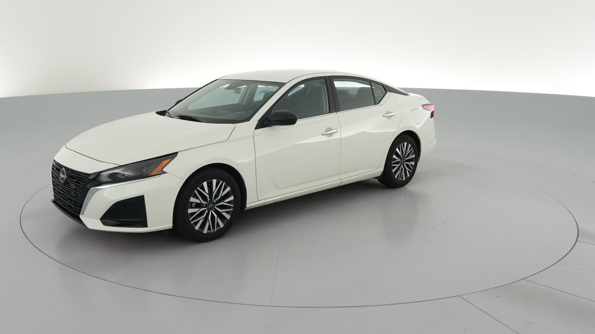 2025 Nissan Altima vehicle photo
