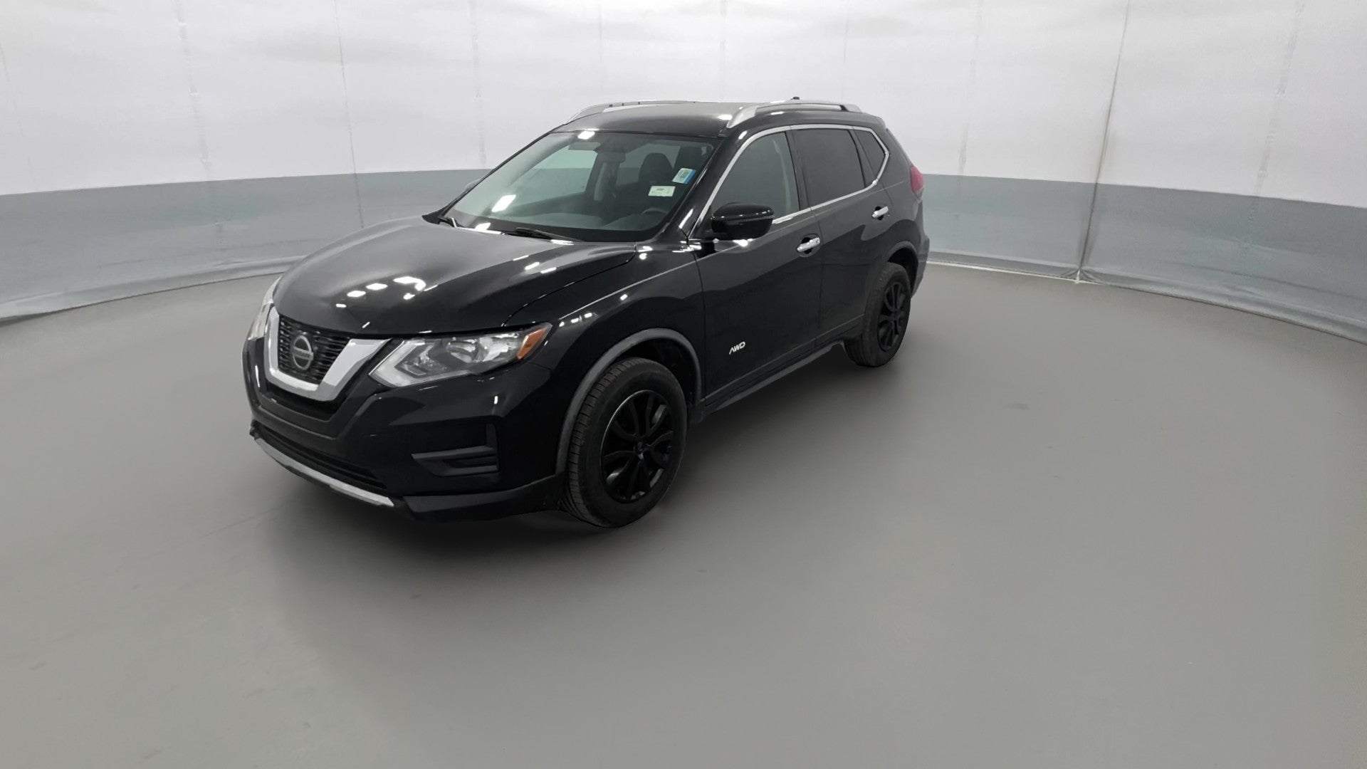 2018 Nissan Rogue vehicle photo