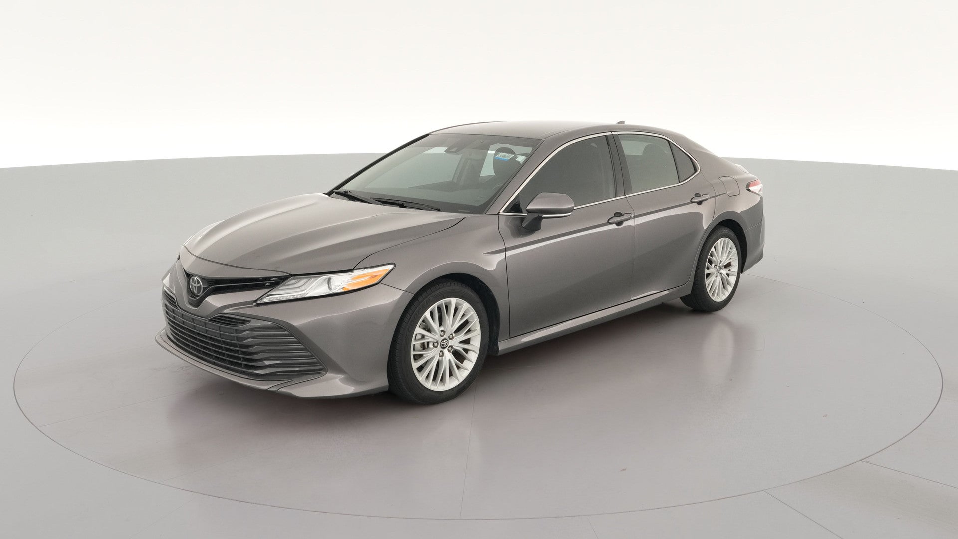 2019 Toyota Camry vehicle photo