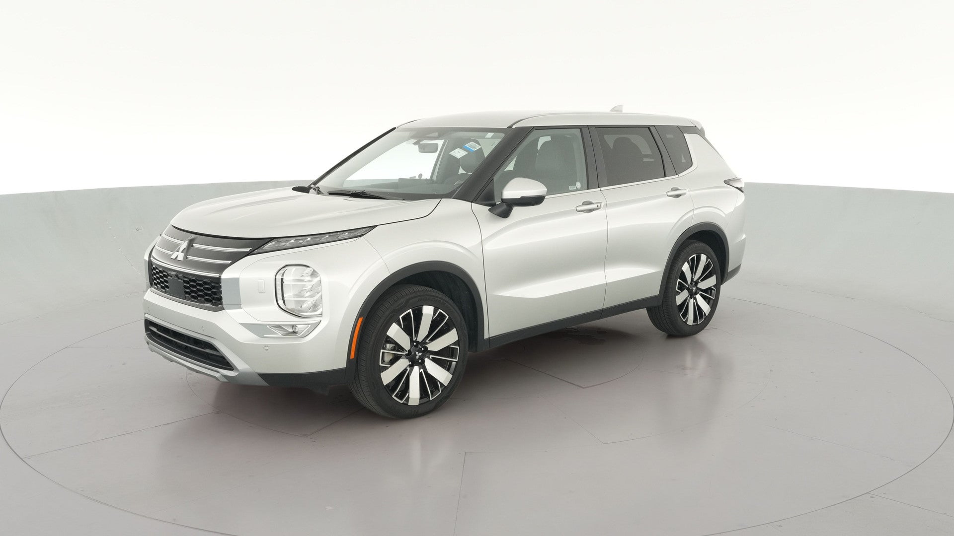 2025 Mitsubishi Outlander vehicle photo