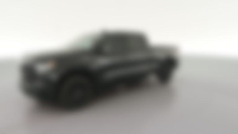 2024 Chevrolet Silverado 1500 Crew Cab vehicle photo