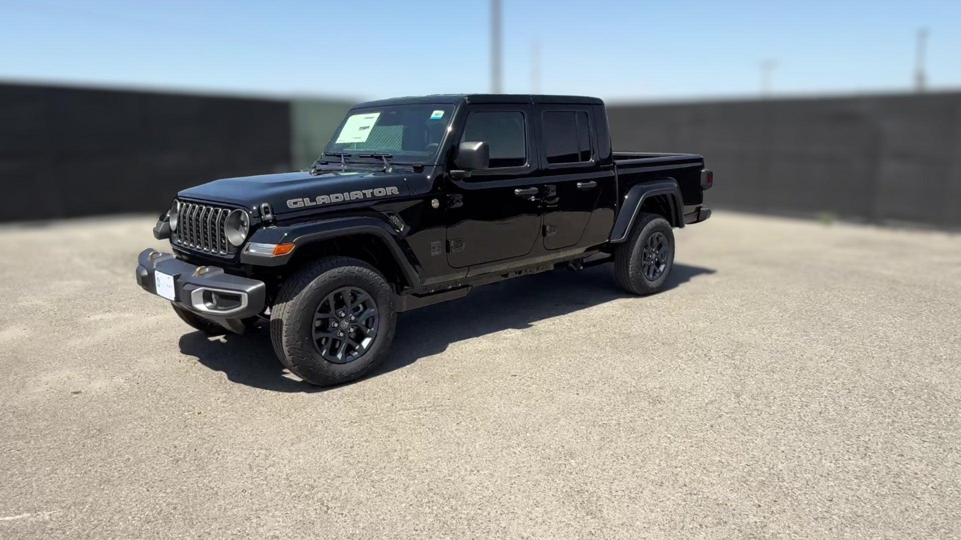 2026 Jeep Gladiator vehicle photo