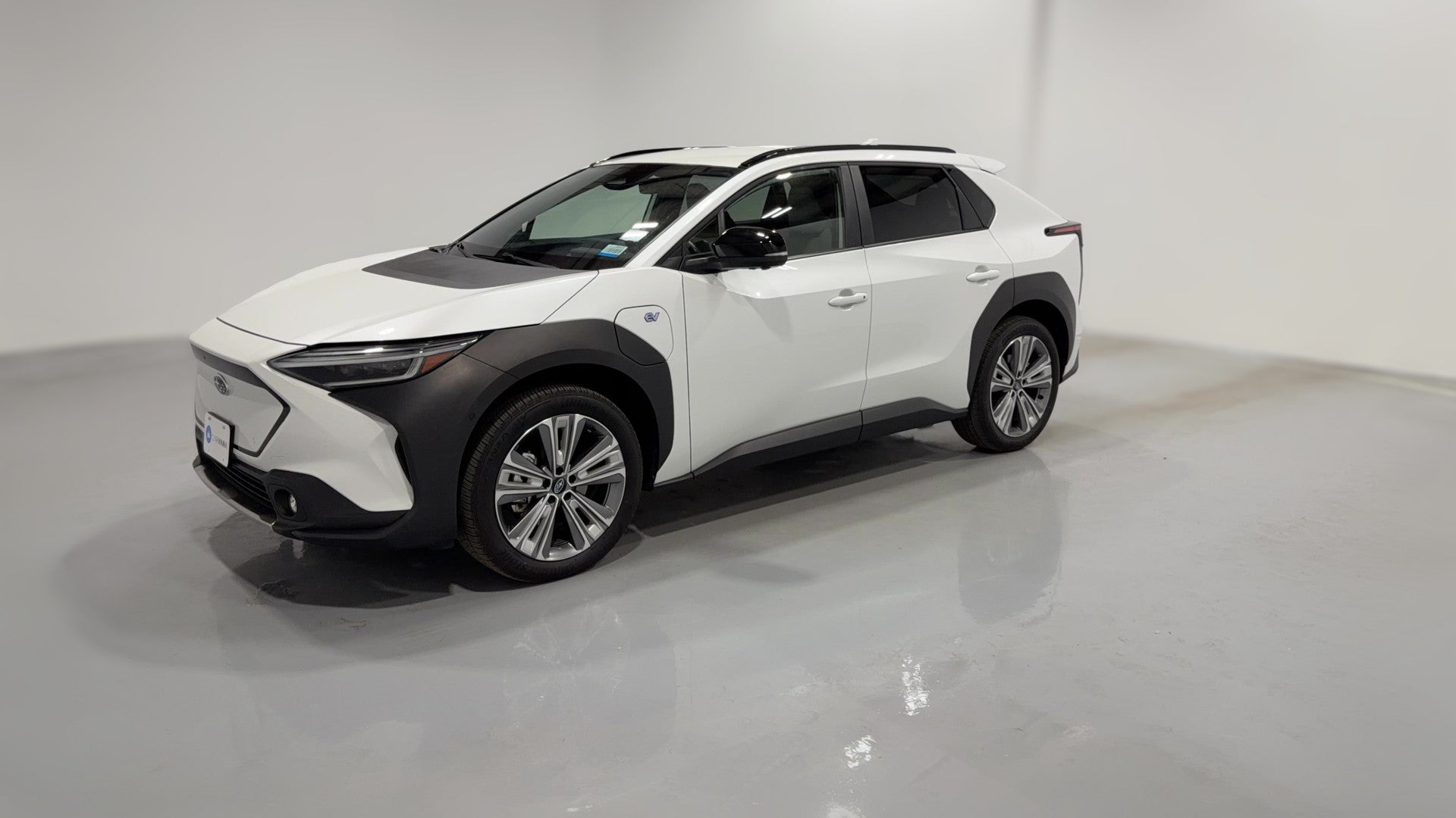 2023 Subaru Solterra vehicle photo