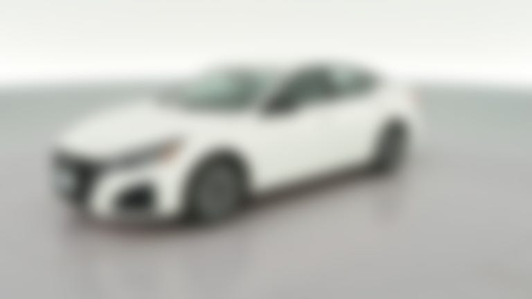 2025 Nissan Altima vehicle photo