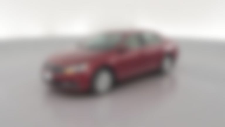 2017 Volkswagen Passat vehicle photo