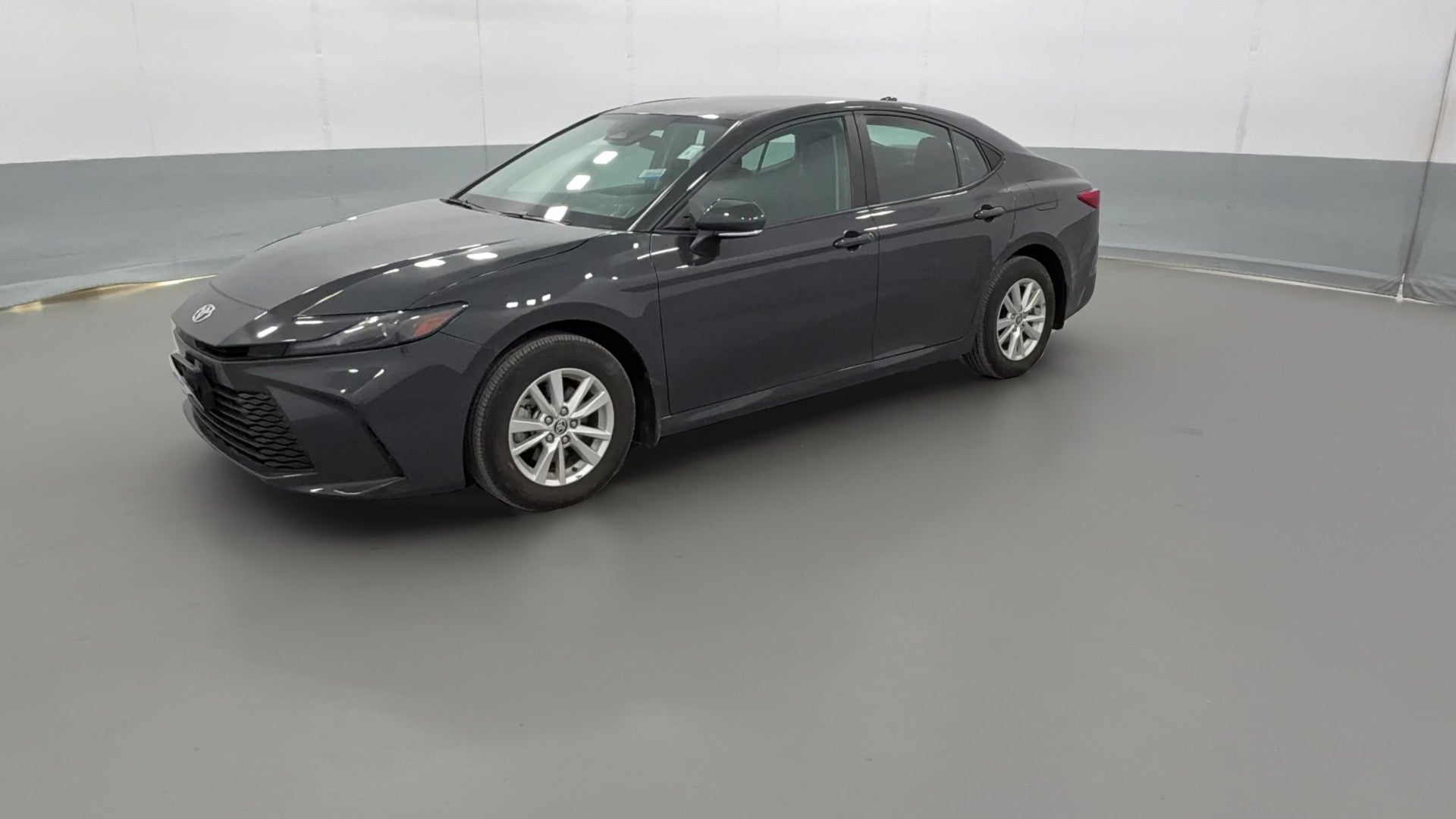 2025 Toyota Camry vehicle photo