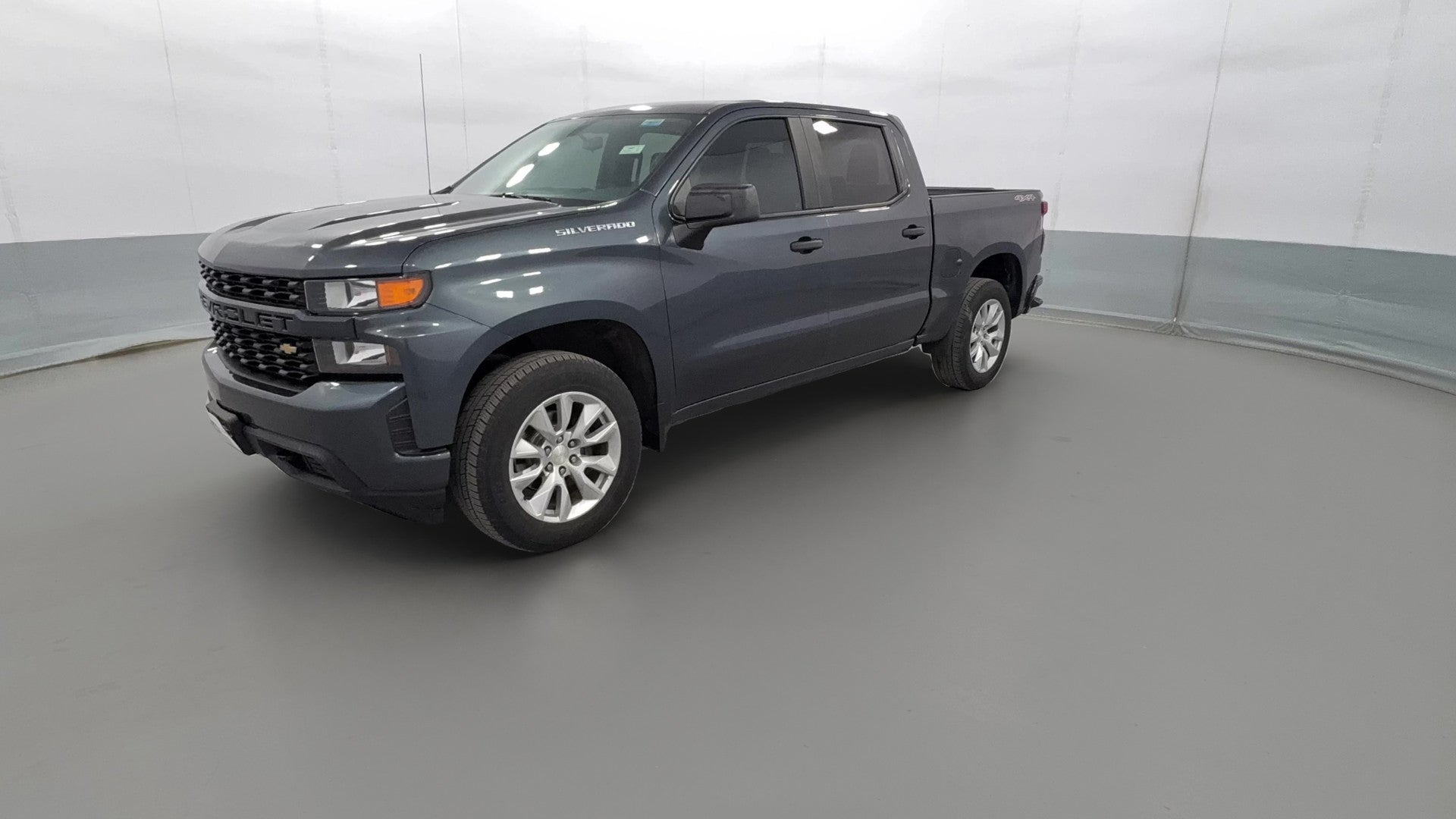 2019 Chevrolet Silverado 1500 Crew Cab vehicle photo