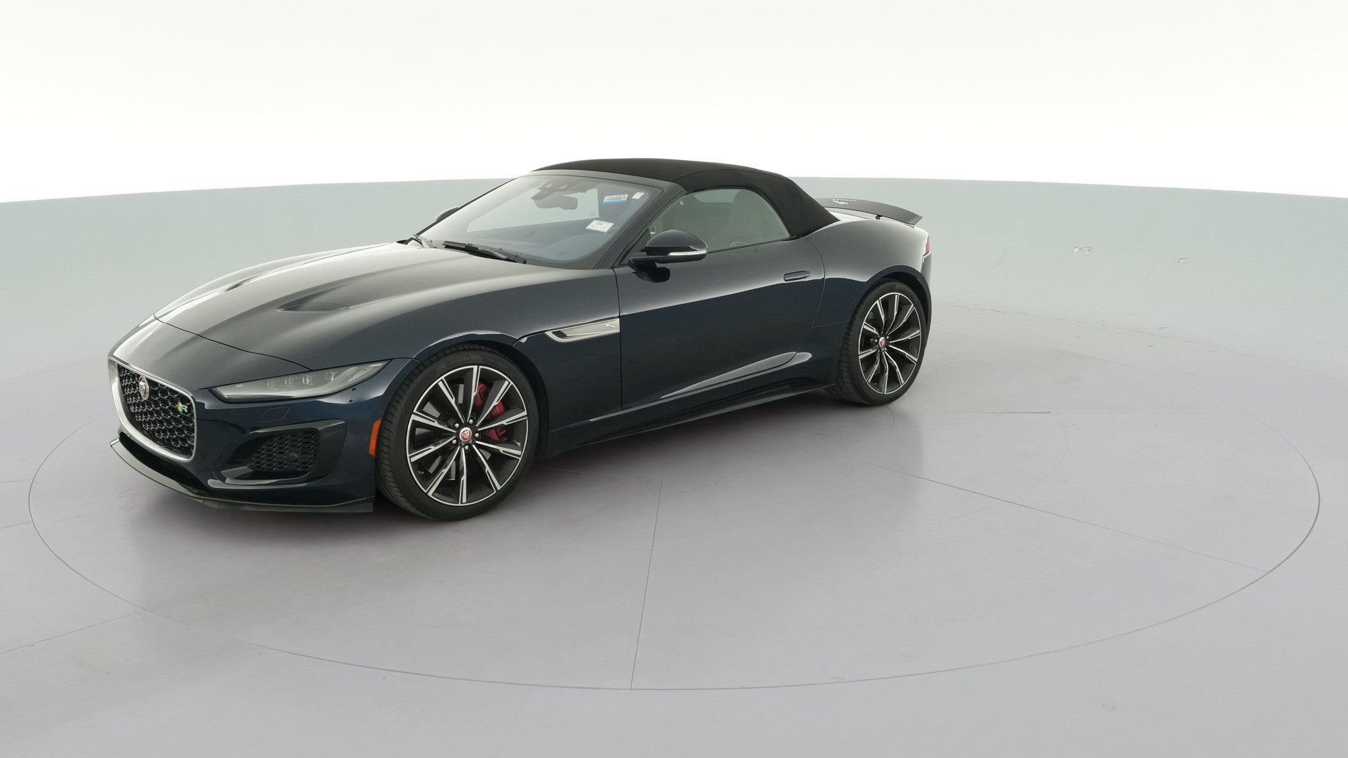2021 Jaguar F-TYPE vehicle photo