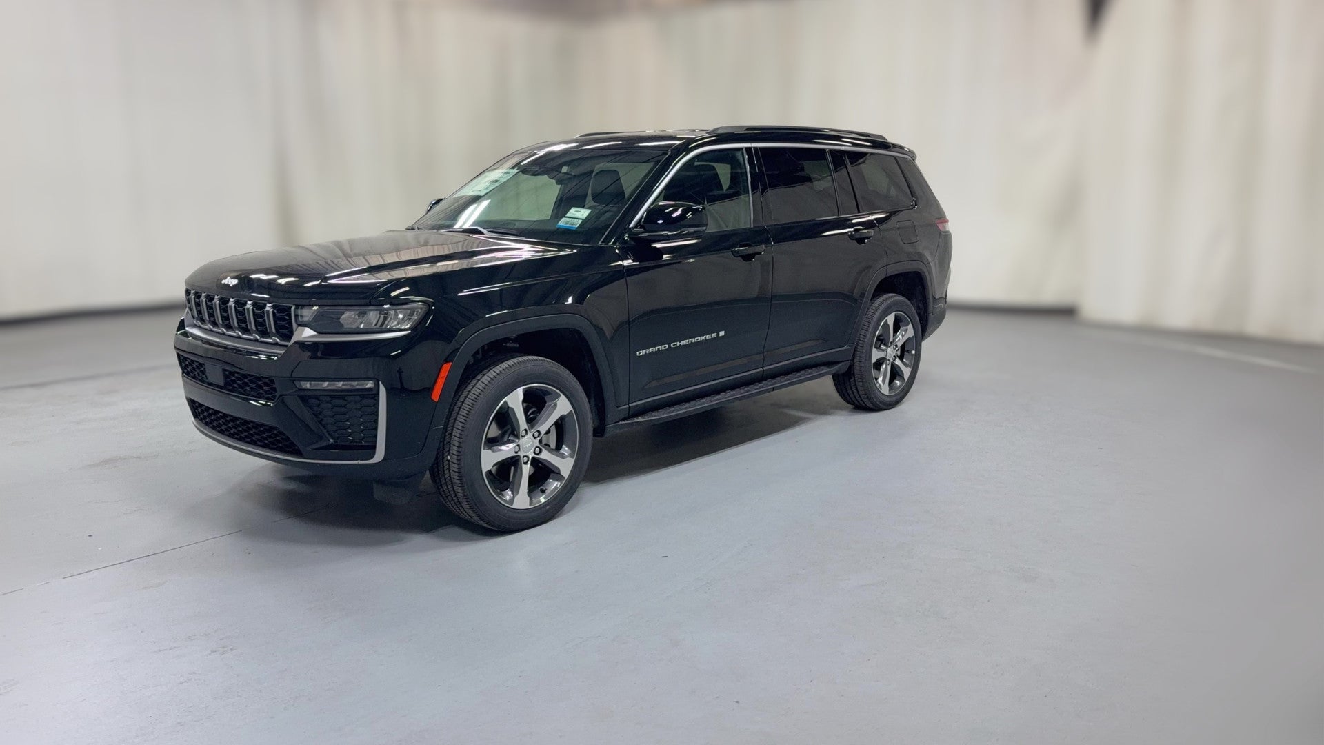 2026 Jeep Grand Cherokee L vehicle photo