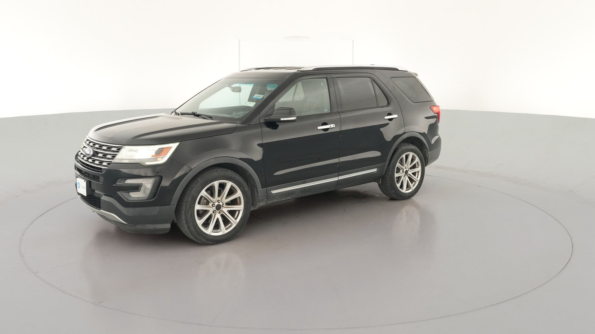 2017 Ford Explorer vehicle photo