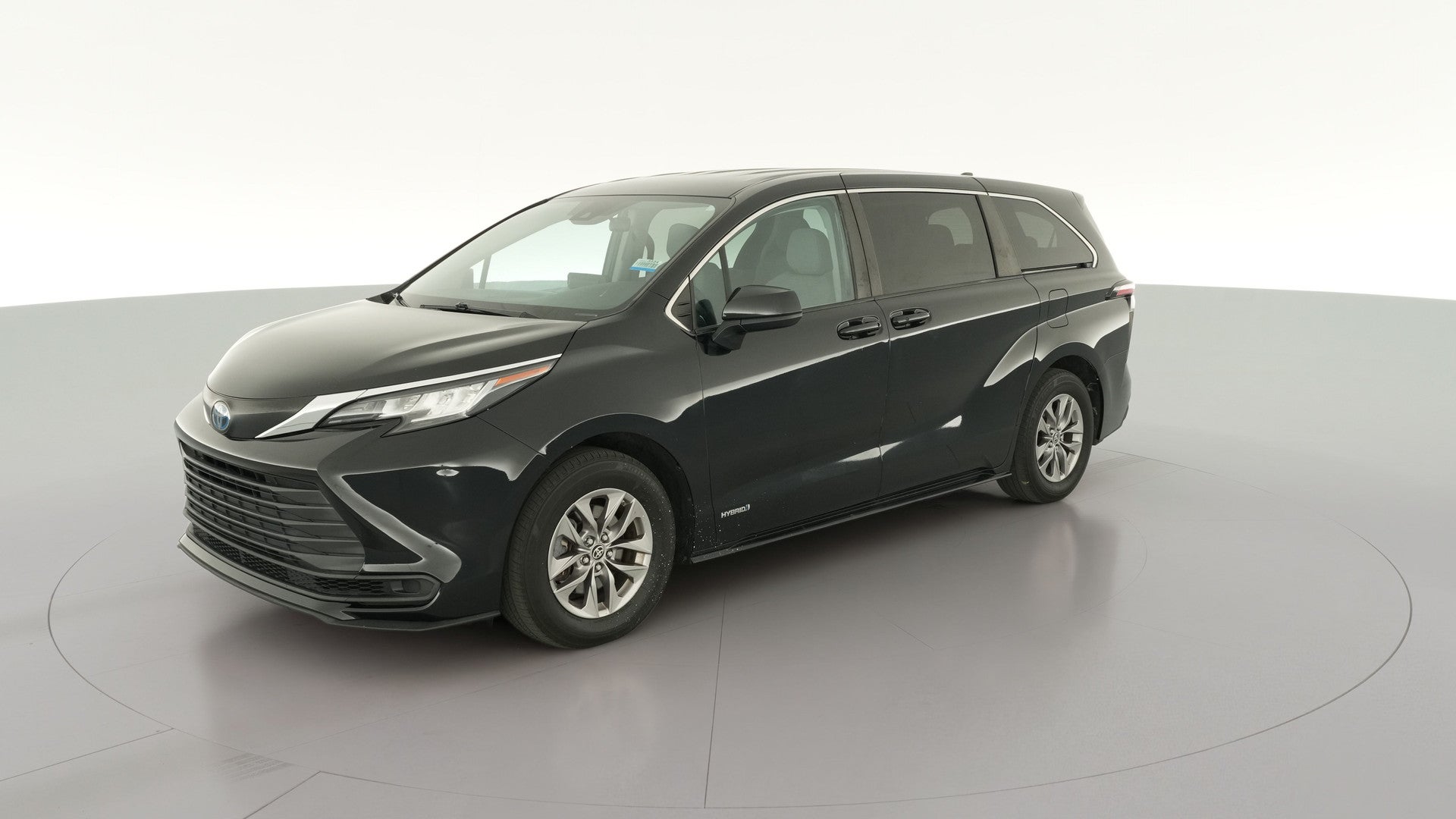 2021 Toyota Sienna vehicle photo