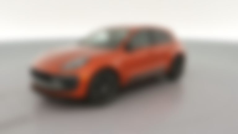 2023 Porsche Macan vehicle photo