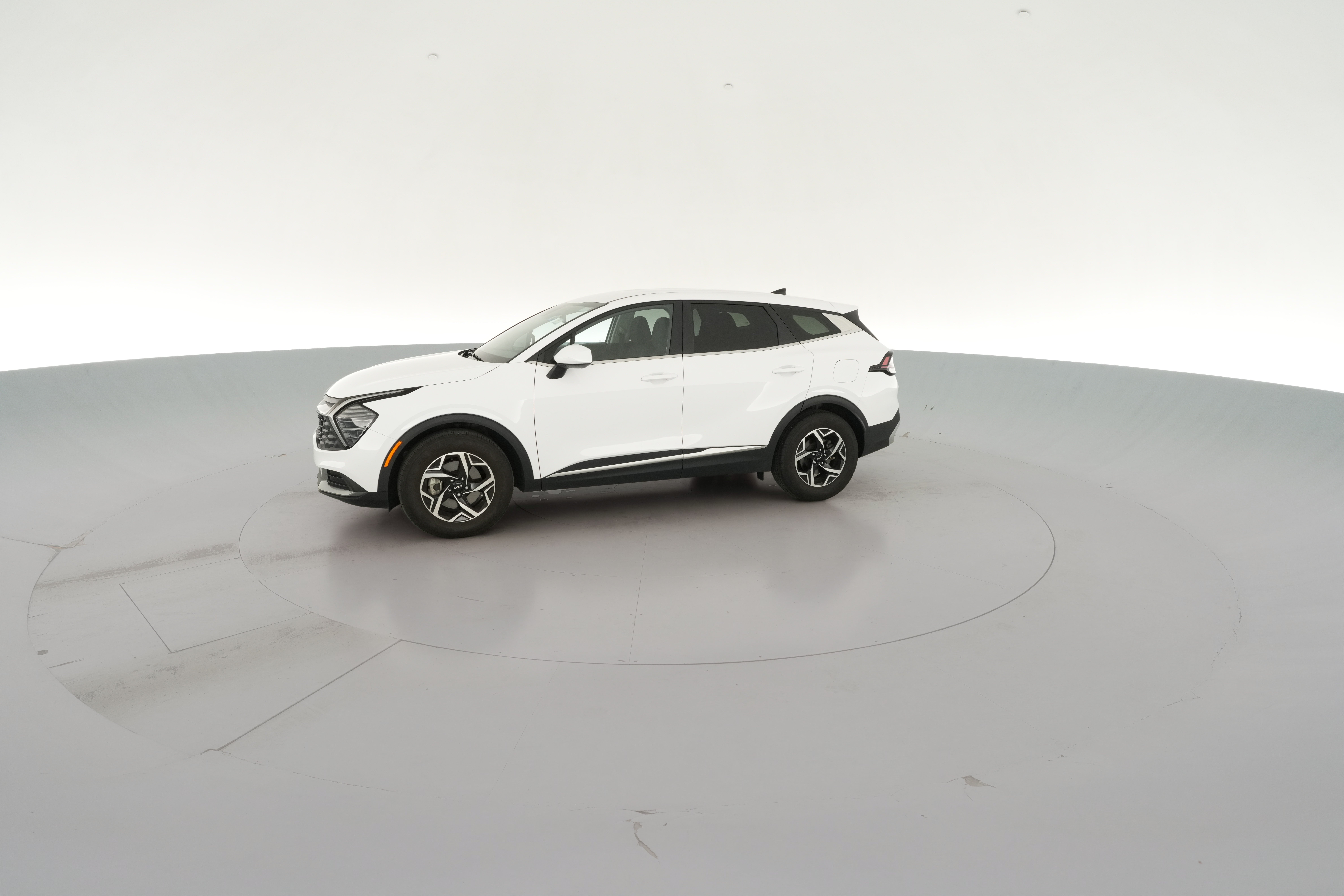 2025 Kia Sportage LX - Photo 22