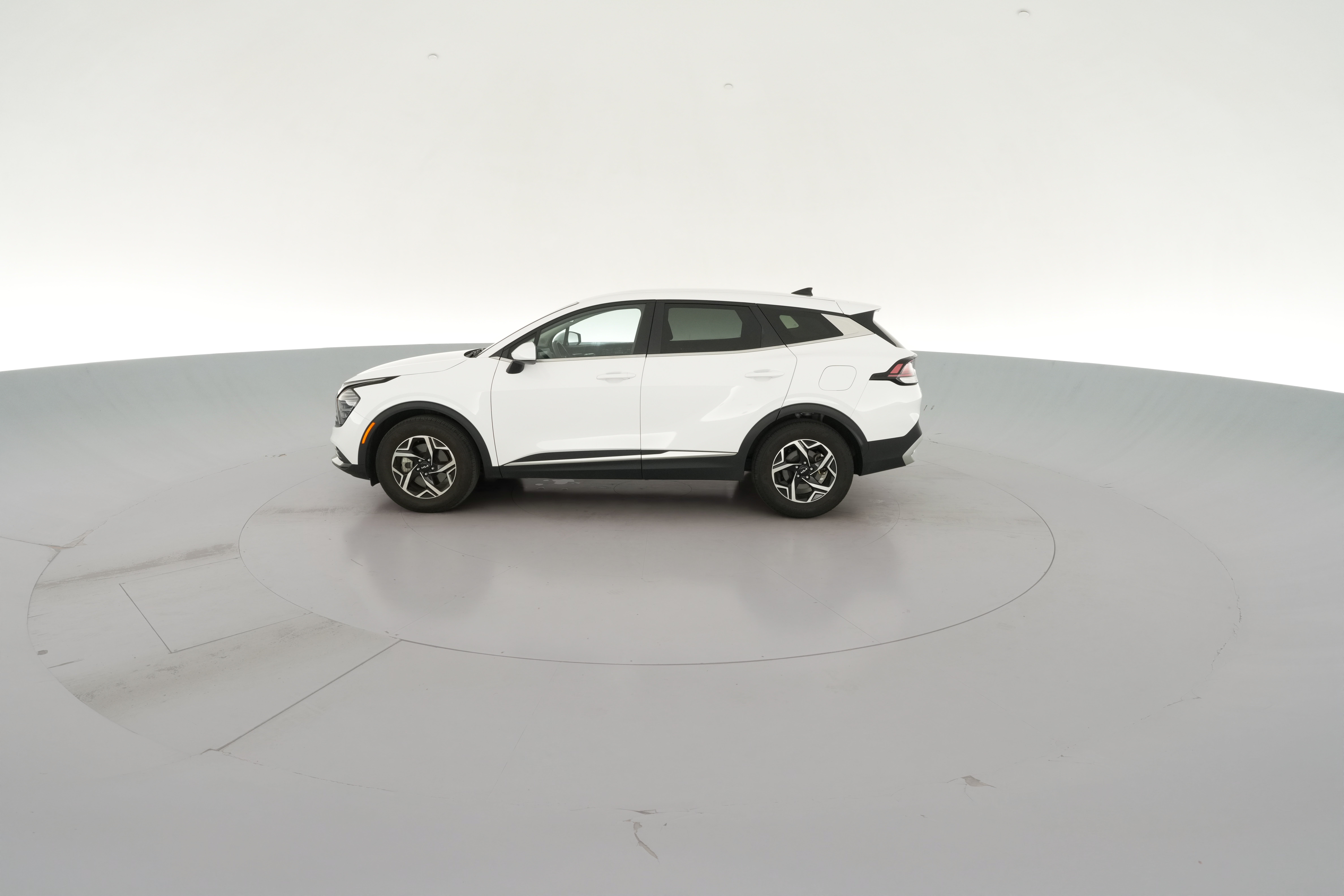 2025 Kia Sportage LX - Photo 23