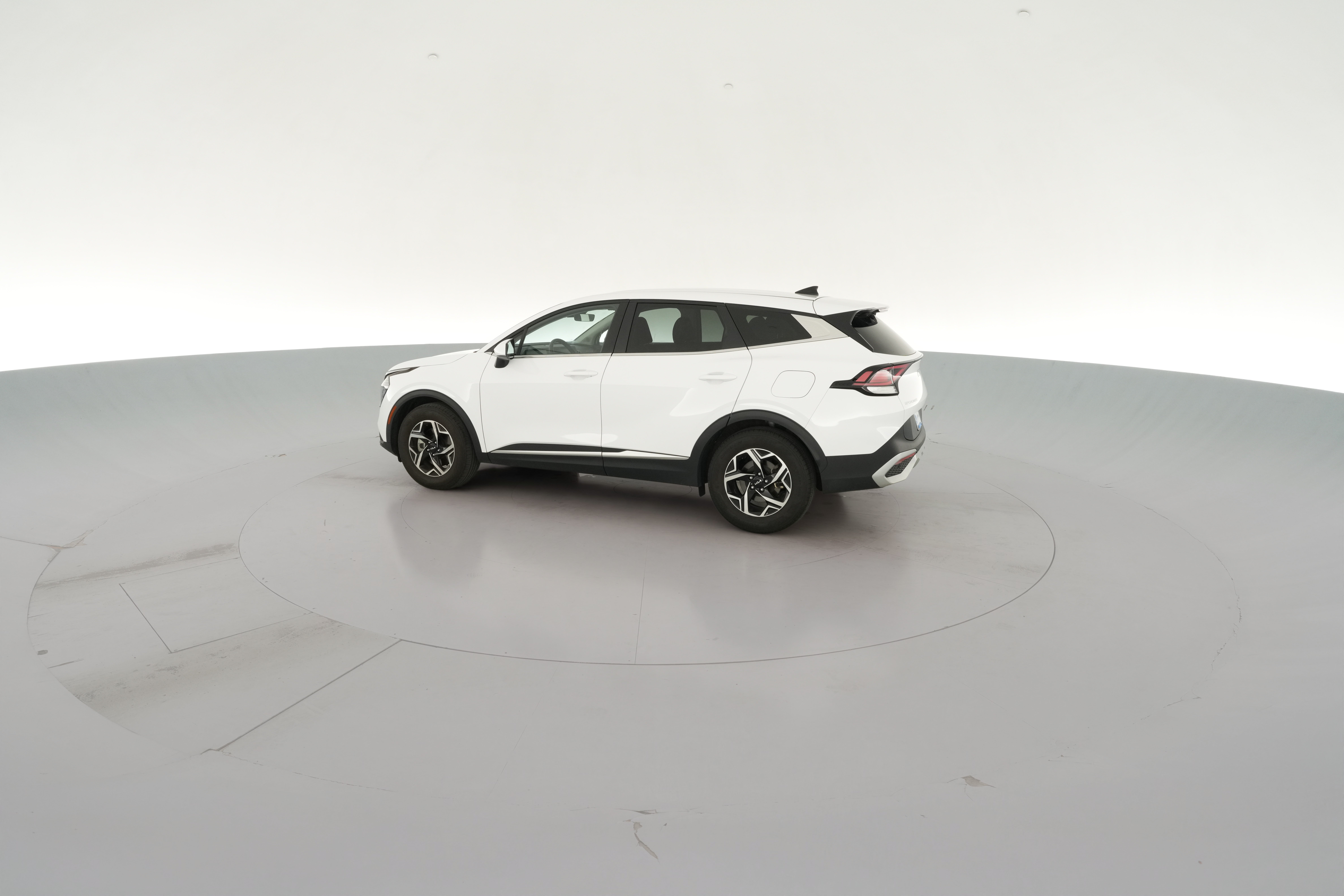 2025 Kia Sportage LX - Photo 24