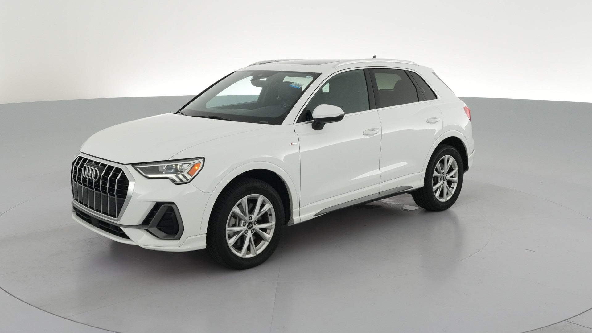2024 Audi Q3 vehicle photo