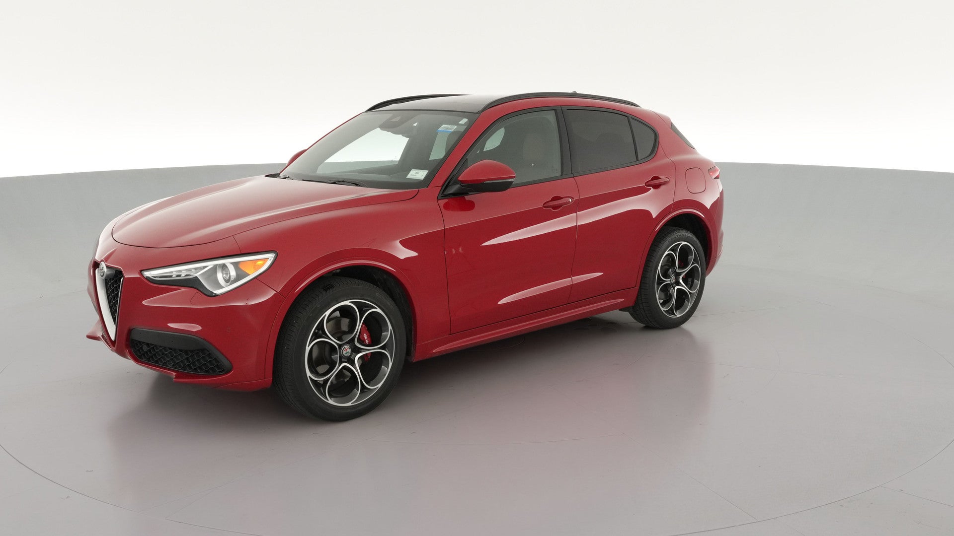 2021 Alfa Romeo Stelvio vehicle photo