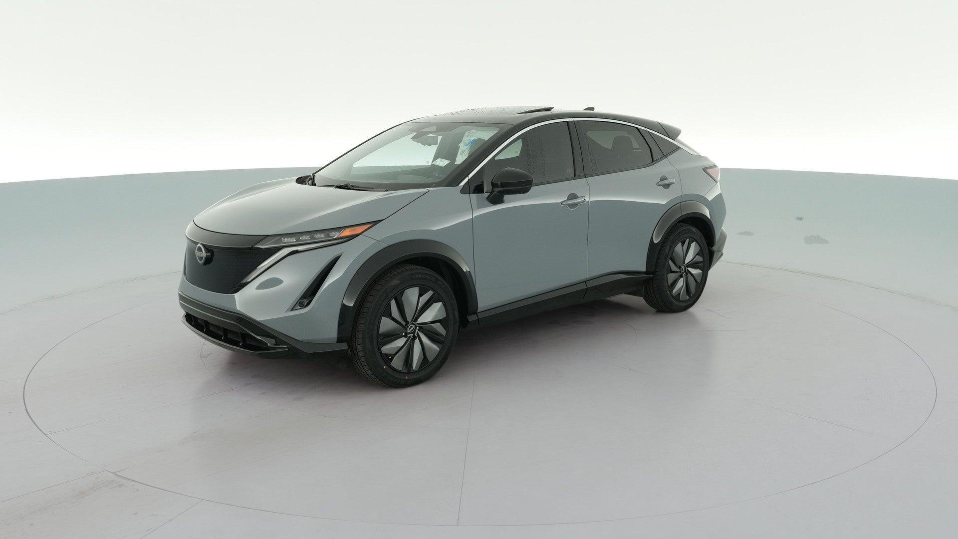 2025 Nissan ARIYA vehicle photo