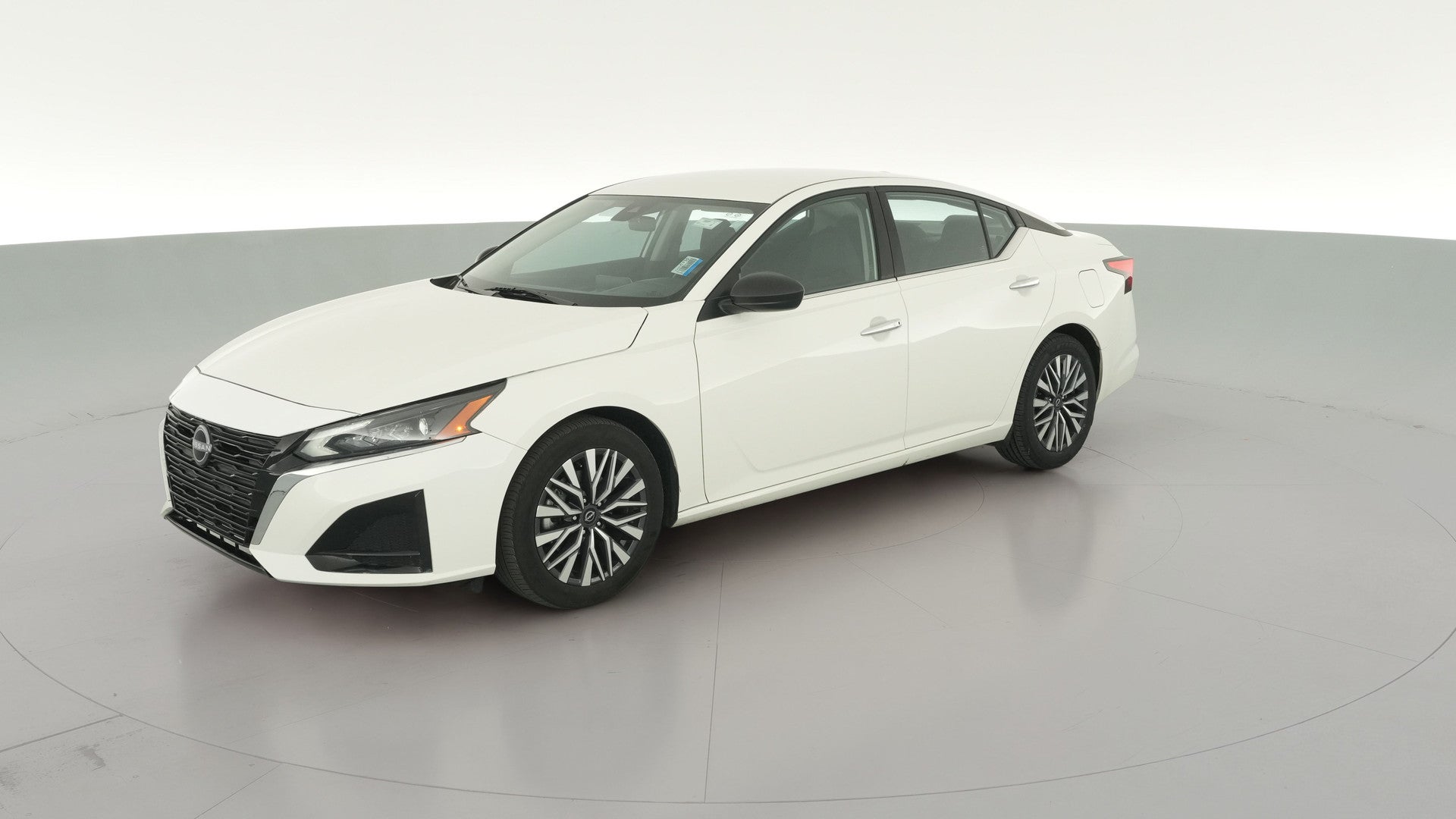 2025 Nissan Altima vehicle photo