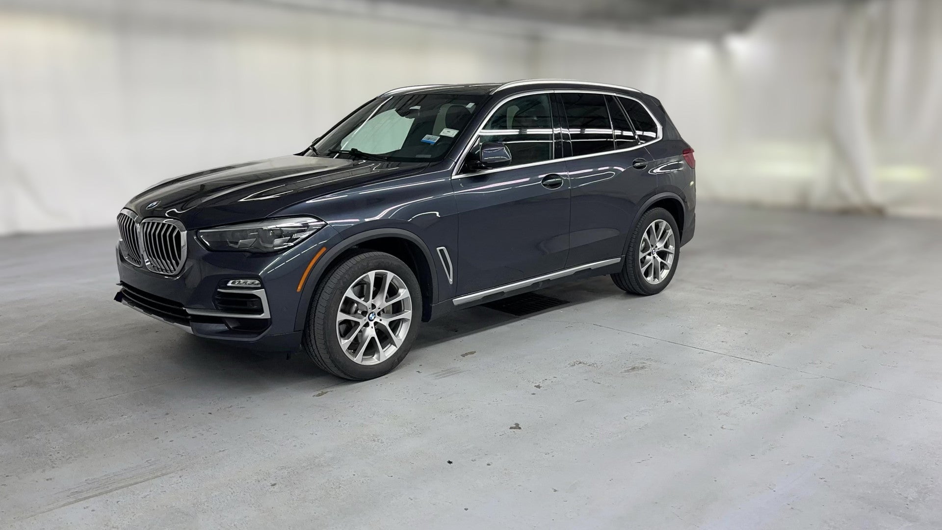 2020 BMW X5 vehicle photo