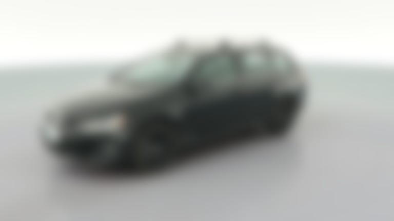 2016 Volkswagen Golf SportWagen vehicle photo