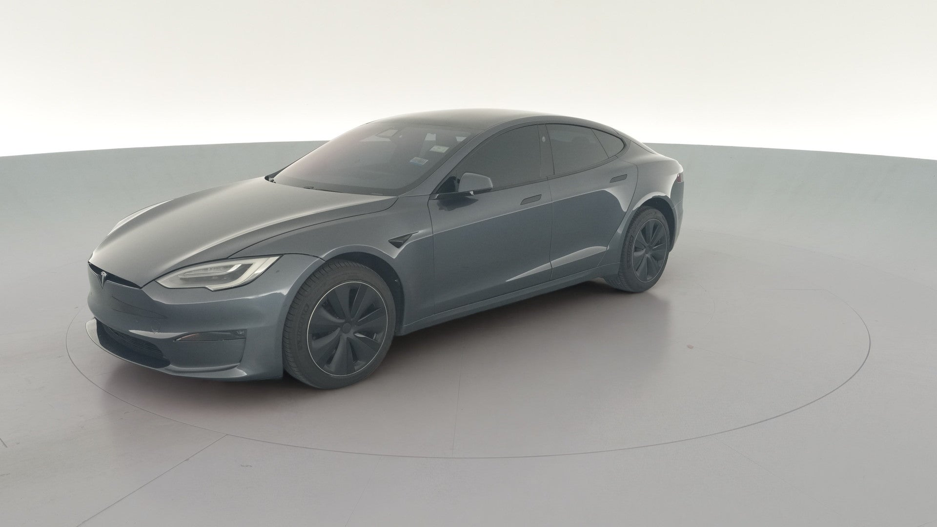 2021 Tesla Model S vehicle photo