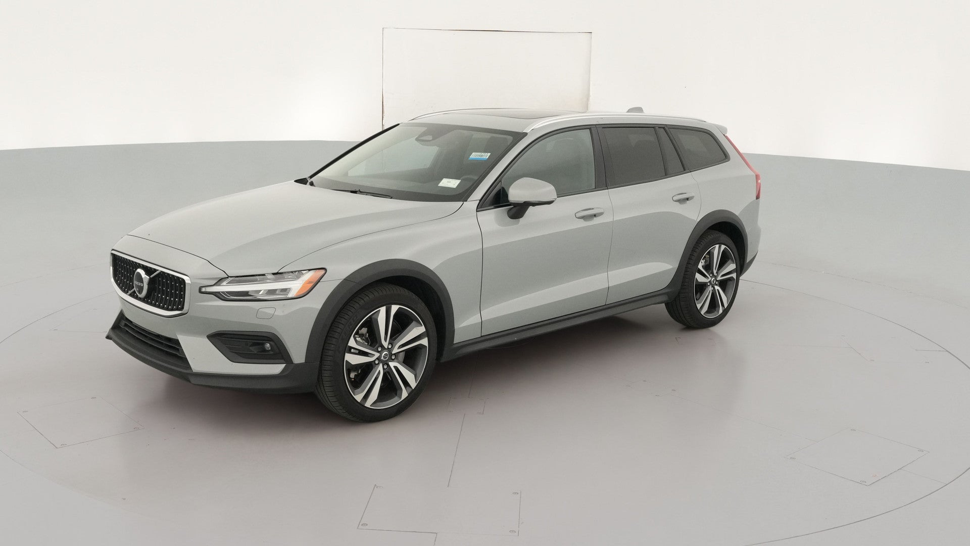 2025 Volvo V60 vehicle photo